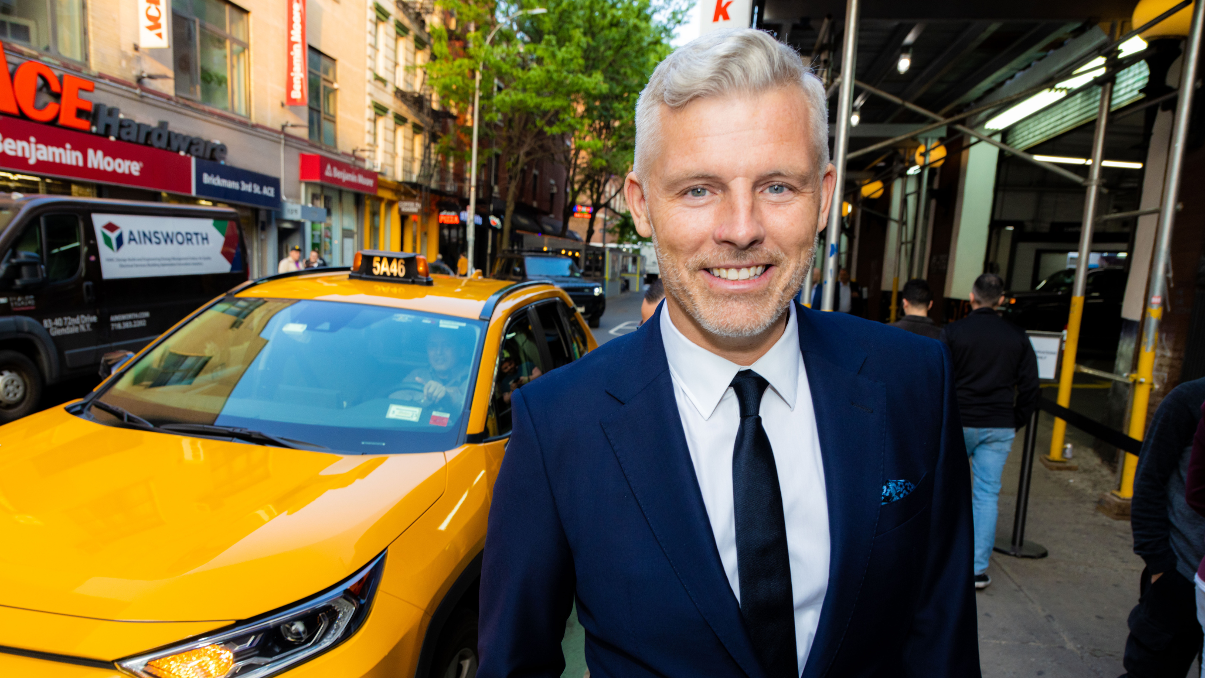 Des Bishop - Australian Tour