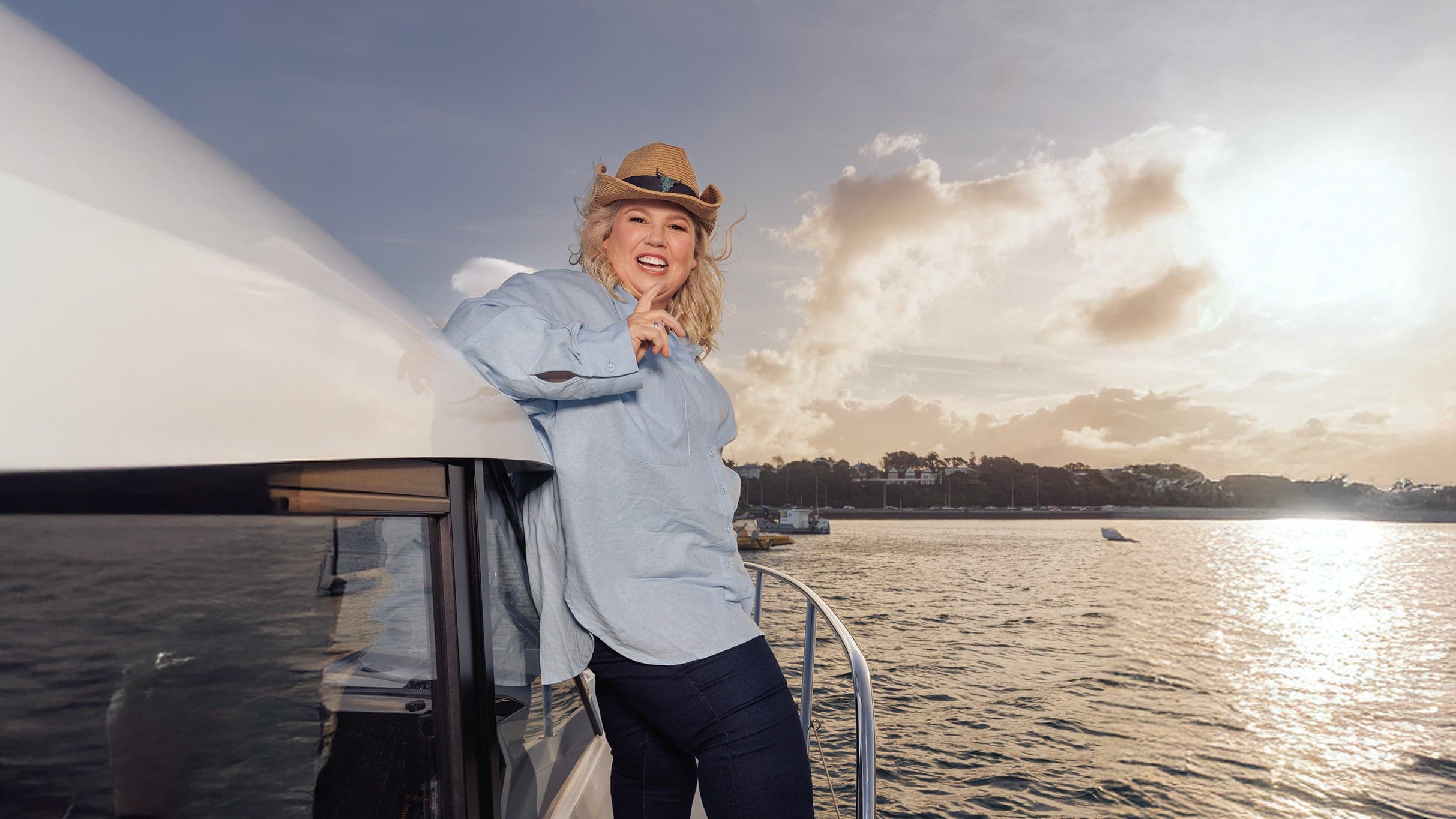 Urzila Carlson LIVE TV Record