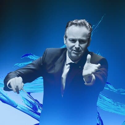 Australian World Orchestra: Stravinsky, Mills, Shostakovich